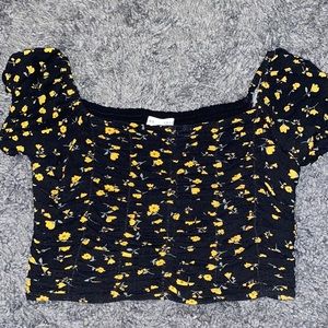 Aeropostale black floral top